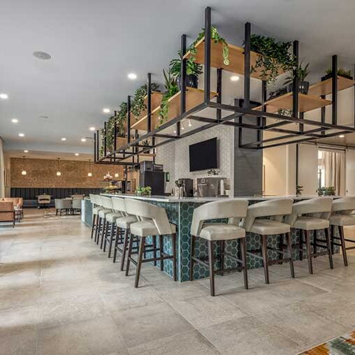 The-Summit-of-Blue-Ash-dining